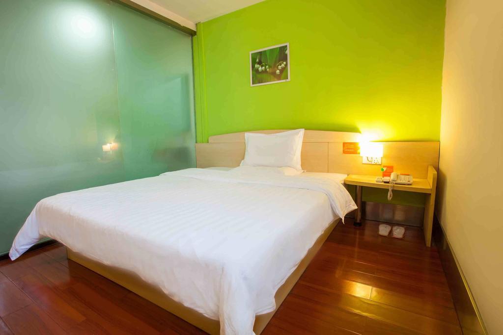 7Days Inn Beijing Railway Station Guangqu Gate Metro Station 外观 照片